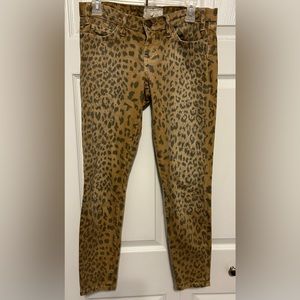 Current Elliott The Stiletto Skinny Camel
Leopard Print jeans size 26